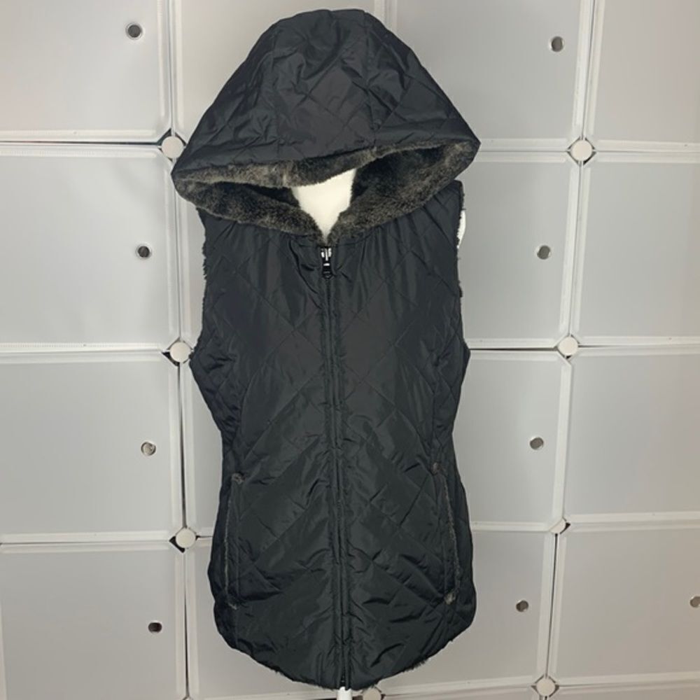 Kristen Blake Black & Faux Fur Reversible Hooded Vest Size Small